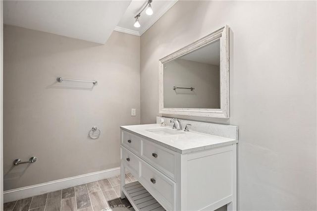 6851 Roswell Road F32, Atlanta, GA 30328