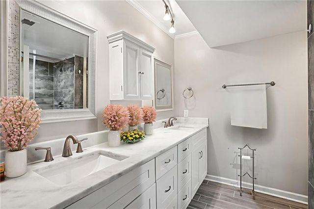 6851 Roswell Road F32, Atlanta, GA 30328