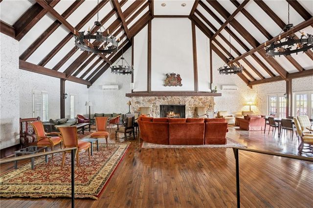 6851 Roswell Road F32, Atlanta, GA 30328