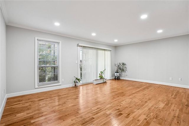 6851 Roswell Road F32, Atlanta, GA 30328