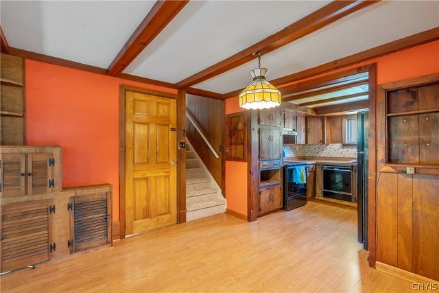 6555 Woodchuck Hill Road, Dewitt, NY 13078