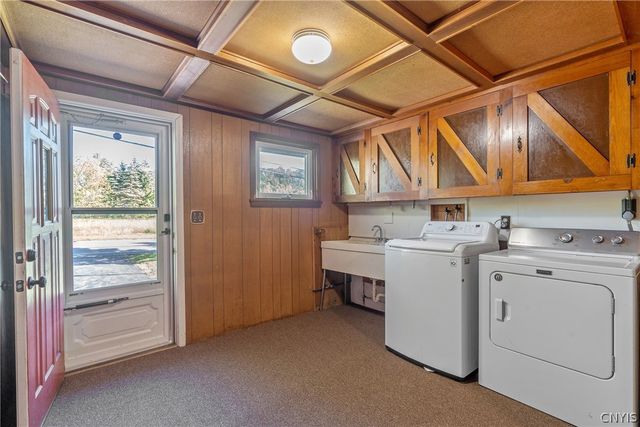 6555 Woodchuck Hill Road, Dewitt, NY 13078