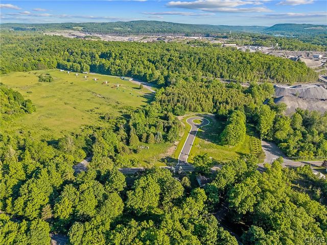 6555 Woodchuck Hill Road, Dewitt, NY 13078