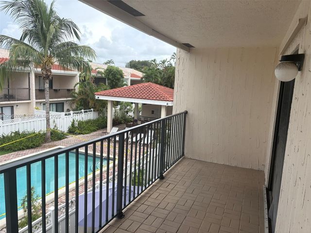 233 SE 11th Avenue 233, Pompano Beach, FL 33060