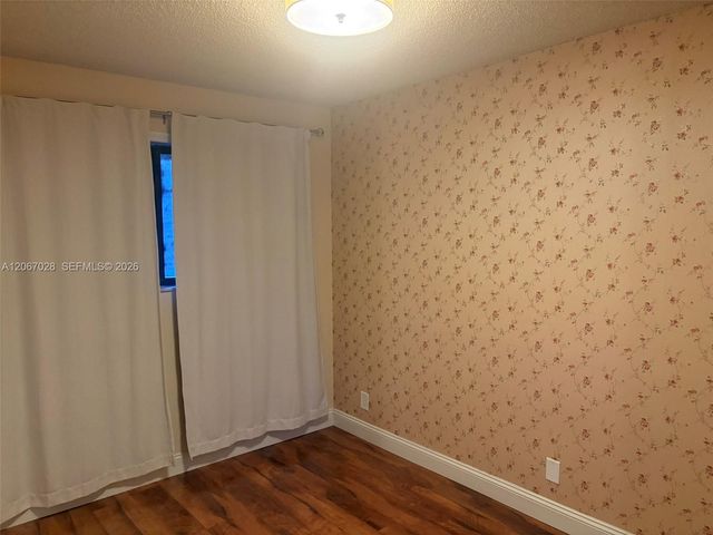 233 SE 11th Avenue 233, Pompano Beach, FL 33060