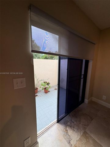 233 SE 11th Avenue 233, Pompano Beach, FL 33060