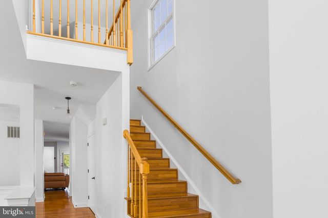 6 HULSE ST, Robbinsville, NJ 08691
