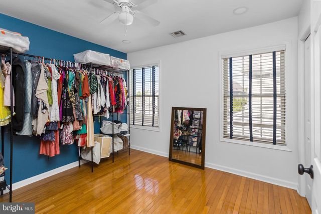 6 HULSE ST, Robbinsville, NJ 08691
