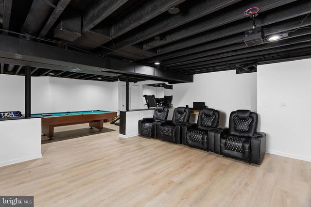 6 HULSE ST, Robbinsville, NJ 08691