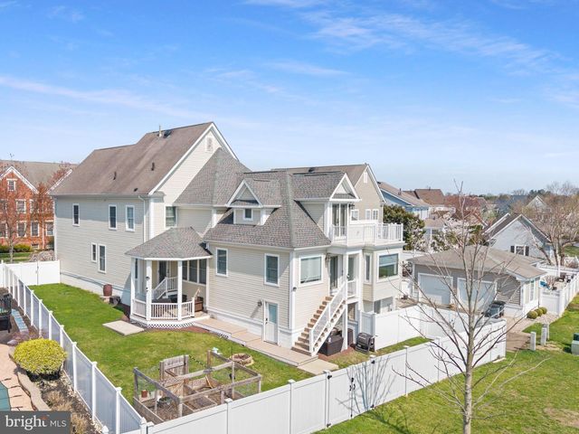 6 HULSE ST, Robbinsville, NJ 08691