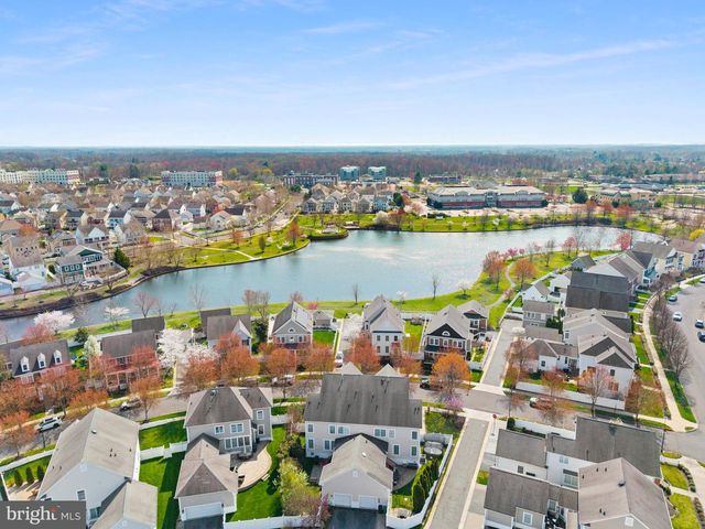 6 HULSE ST, Robbinsville, NJ 08691