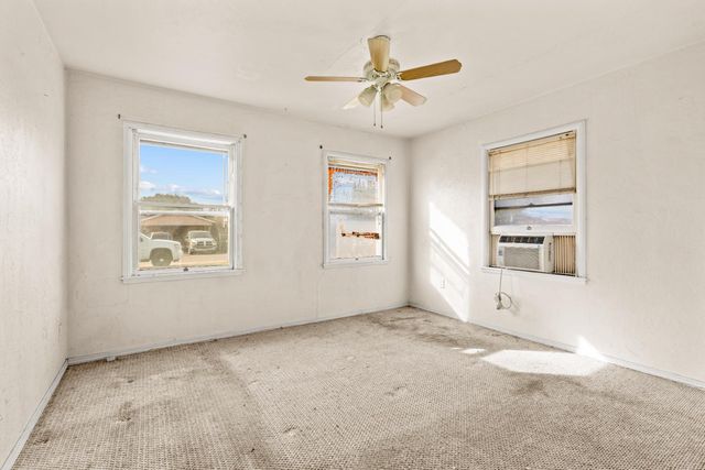 1438 Normandy Dr, Modesto, CA 95351