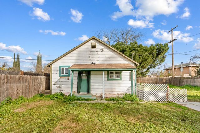 1438 Normandy Dr, Modesto, CA 95351