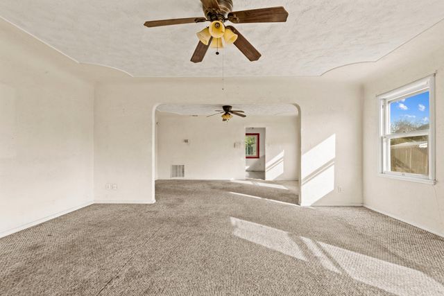 1438 Normandy Dr, Modesto, CA 95351