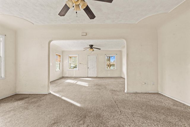 1438 Normandy Dr, Modesto, CA 95351