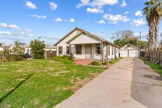 1438 Normandy Dr, Modesto, CA 95351