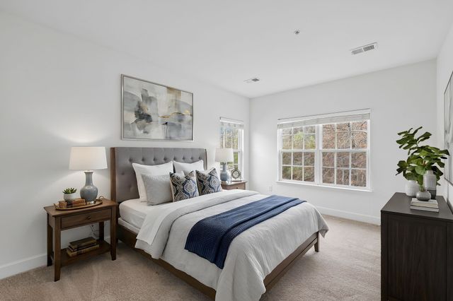 8221 Lenox Creekside Dr Unit B12, Antioch, TN 37013