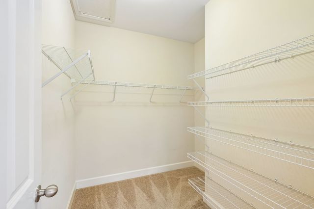 8221 Lenox Creekside Dr Unit B12, Antioch, TN 37013