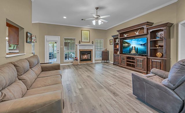 1409 Laurel Park Drive, Robinson, TX 76706