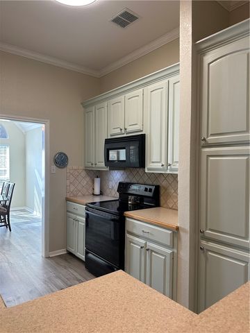 1409 Laurel Park Drive, Robinson, TX 76706