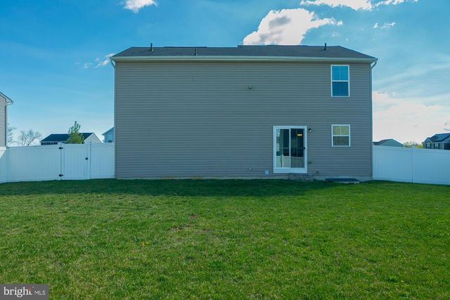 29 BEDSTRAW PL, Bunker Hill, WV 25413