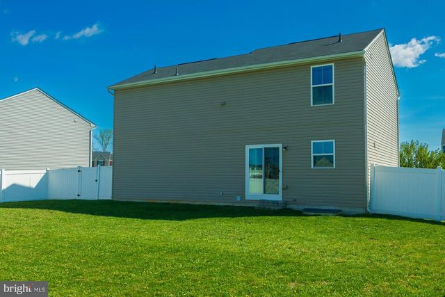 29 BEDSTRAW PL, Bunker Hill, WV 25413