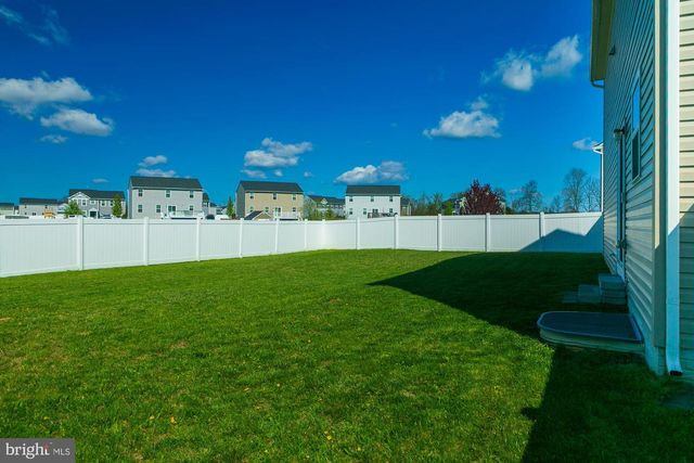 29 BEDSTRAW PL, Bunker Hill, WV 25413