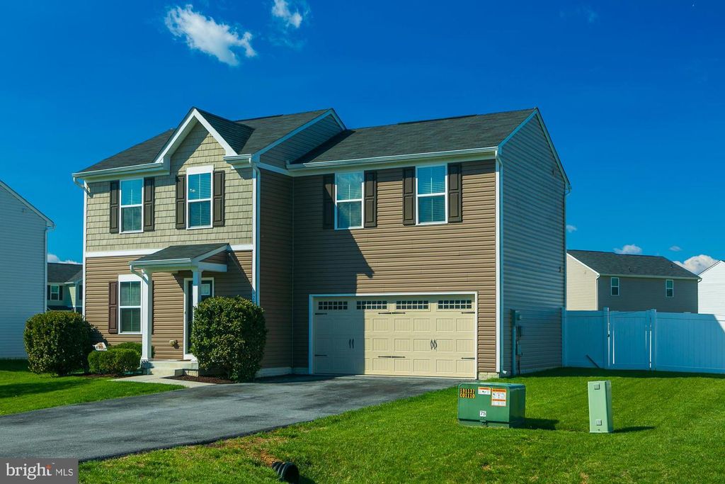29 BEDSTRAW PL, Bunker Hill, WV 25413