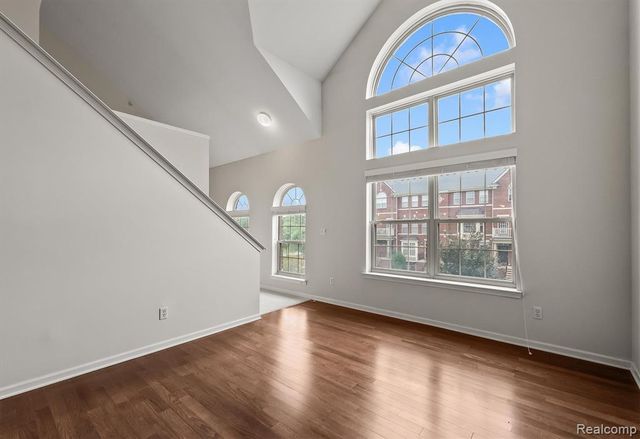 3276 Newbury Place 5, Troy, MI 48084