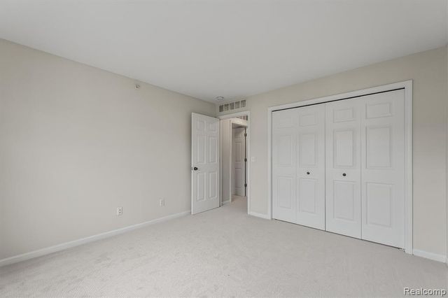 3276 Newbury Place 5, Troy, MI 48084