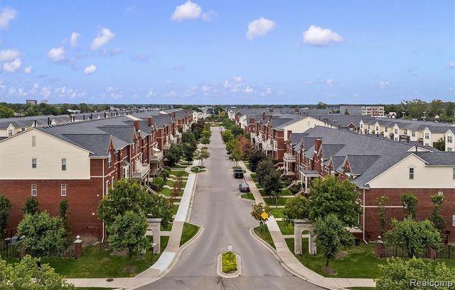 3276 Newbury Place 5, Troy, MI 48084