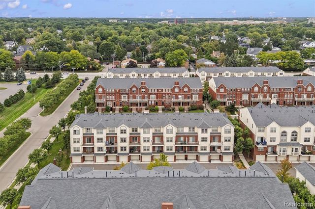 3276 Newbury Place 5, Troy, MI 48084