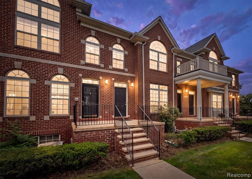 3276 Newbury Place 5, Troy, MI 48084