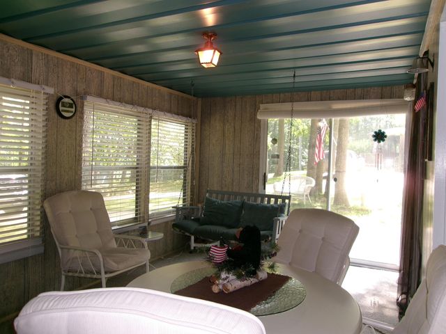 742 Bungo Lake Road, Harrison, MI 48625