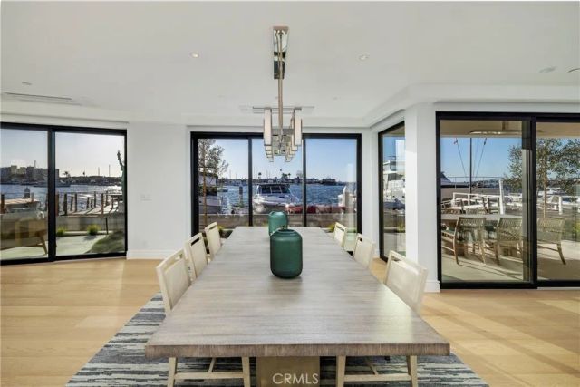 130 S Bay Front, Newport Beach, CA 92662