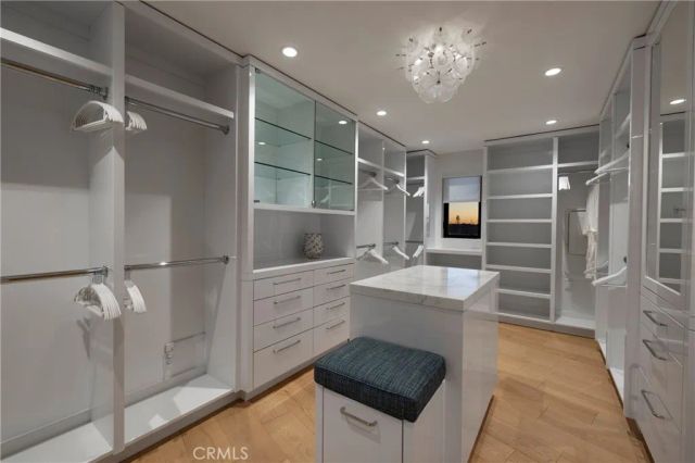 130 S Bay Front, Newport Beach, CA 92662