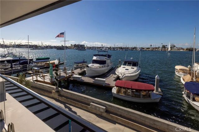 130 S Bay Front, Newport Beach, CA 92662