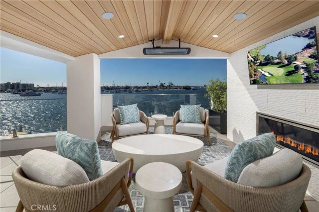 130 S Bay Front, Newport Beach, CA 92662