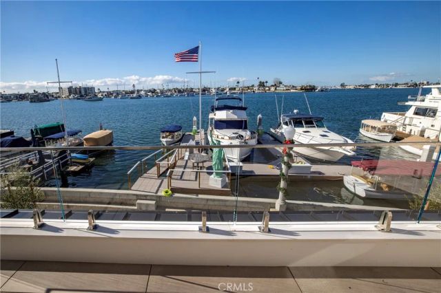 130 S Bay Front, Newport Beach, CA 92662