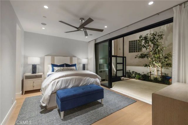 130 S Bay Front, Newport Beach, CA 92662