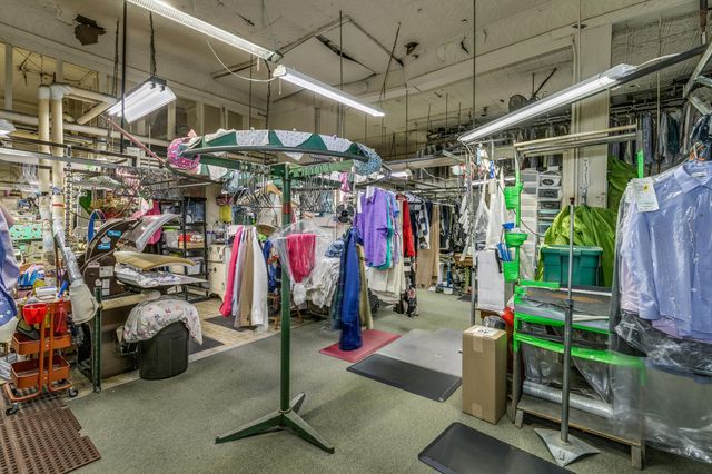 3701 Lyndale Avenue S, Minneapolis, MN 55409