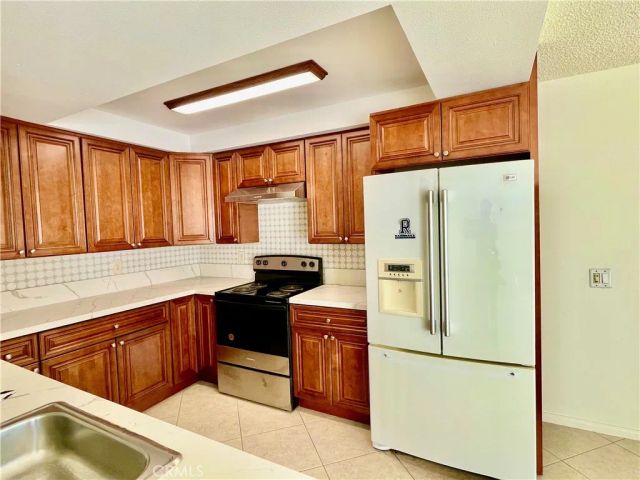 139 E Cypress, Redlands, CA 92373