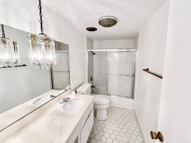 139 E Cypress, Redlands, CA 92373