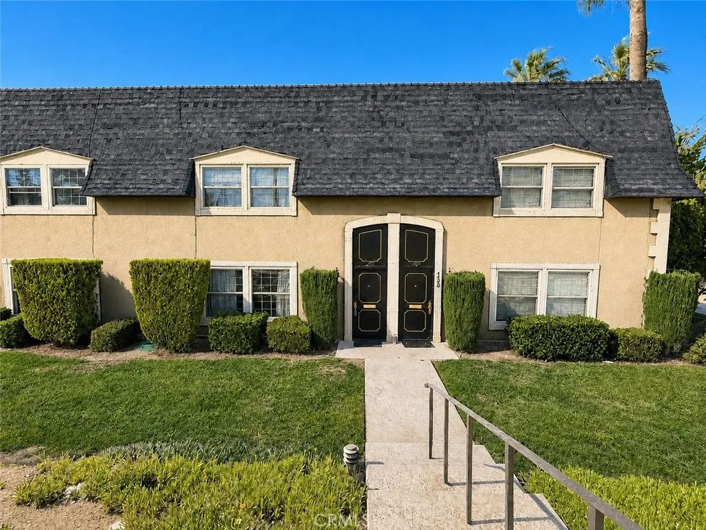 139 E Cypress, Redlands, CA 92373