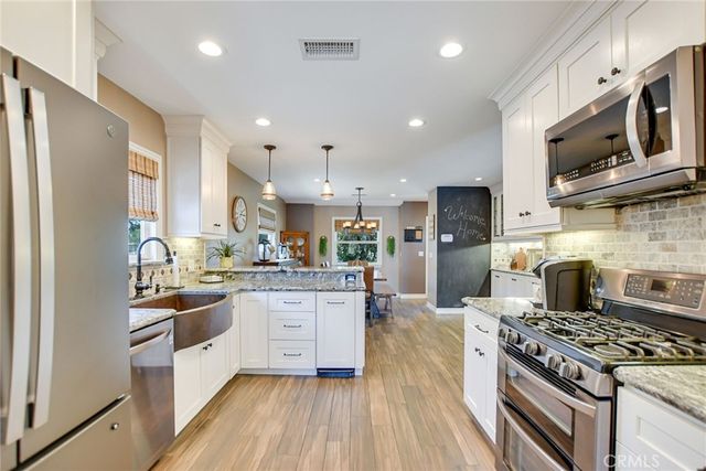 1720 E Walnut Creek Parkway, West Covina, CA 91791