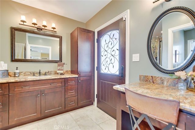 1720 E Walnut Creek Parkway, West Covina, CA 91791
