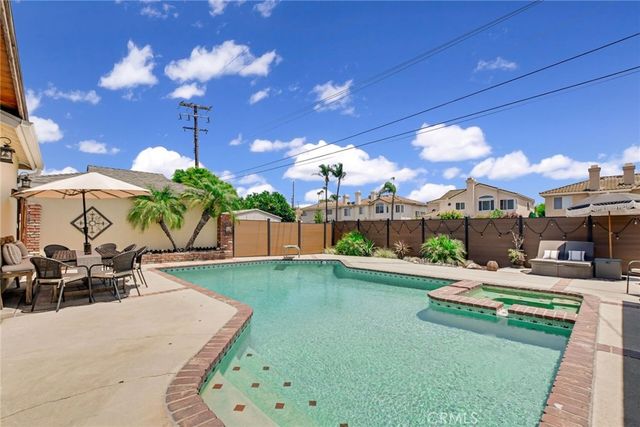 1720 E Walnut Creek Parkway, West Covina, CA 91791
