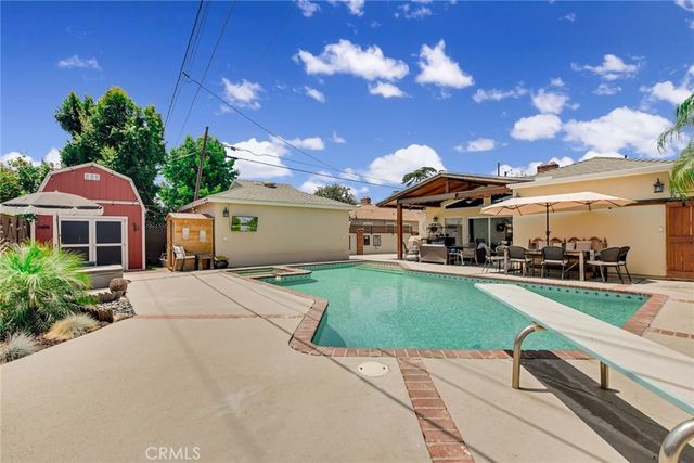 1720 E Walnut Creek Parkway, West Covina, CA 91791