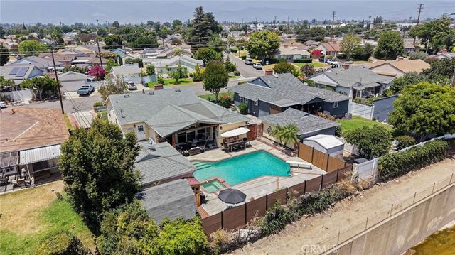 1720 E Walnut Creek Parkway, West Covina, CA 91791