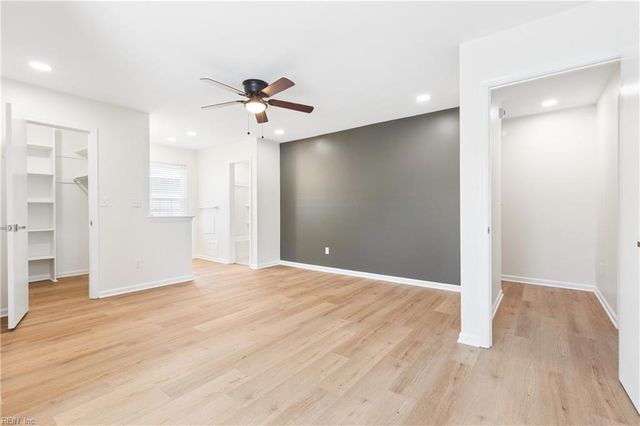 285 Ferdinand CIR, Virginia Beach, VA 23462